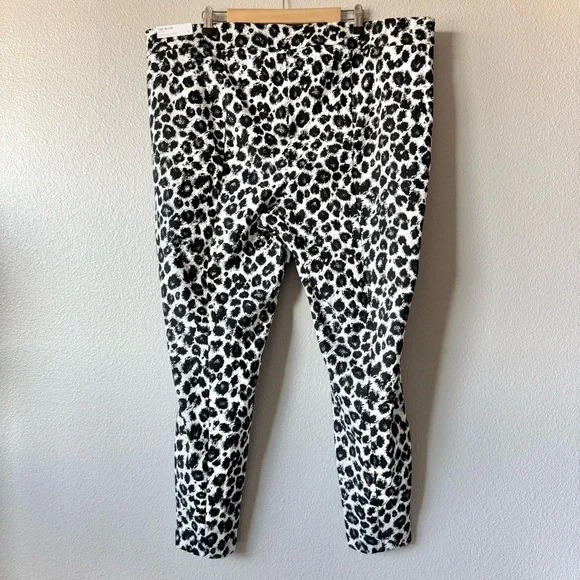 Lane Bryant NWT The Allie Pants - Picture 2 of 11